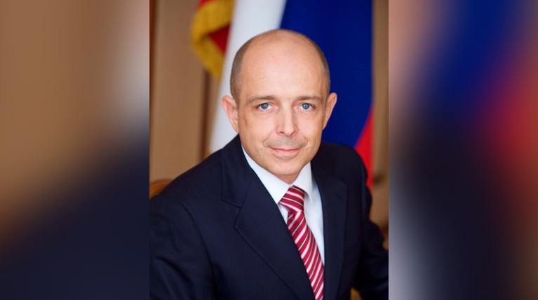 После досрочного прекращения депутатских полномочий Ольги Баталиной ее место займет Сергей Сокол Сергей Соколов