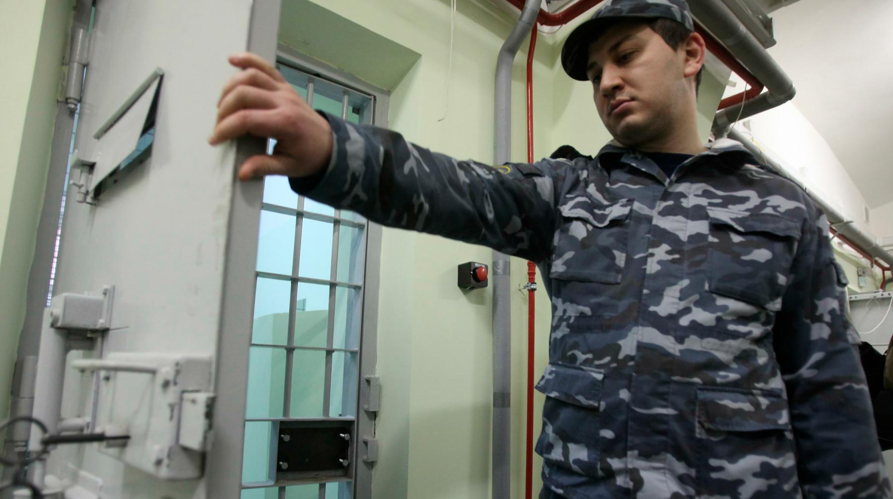 Подросток сам позвонил в экстренные службы и грозился «всех перестрелять» Фото: © Global Look Press / Pravda Komsomolskaya