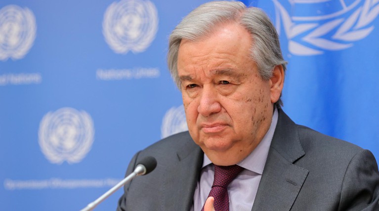 Антониу Гутерреш также отметил, что борьба с COVID-19 потребует плана «военного времени» Антониу Гутерреш