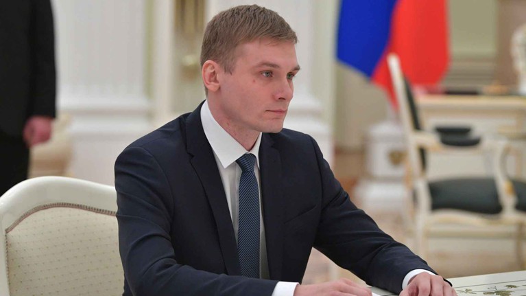 Валентин Коновалов заявил, что продолжает работать дистанционно и находится на круглосуточной связи с замами и министрами Фото: © GLOBAL LOOK press / Kremlin Pool