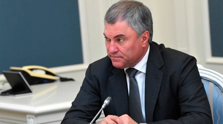 Также спикер отметил, что парламентарии могут присутствовать на телепередачах дистанционно Фото: © Kremlin Pool