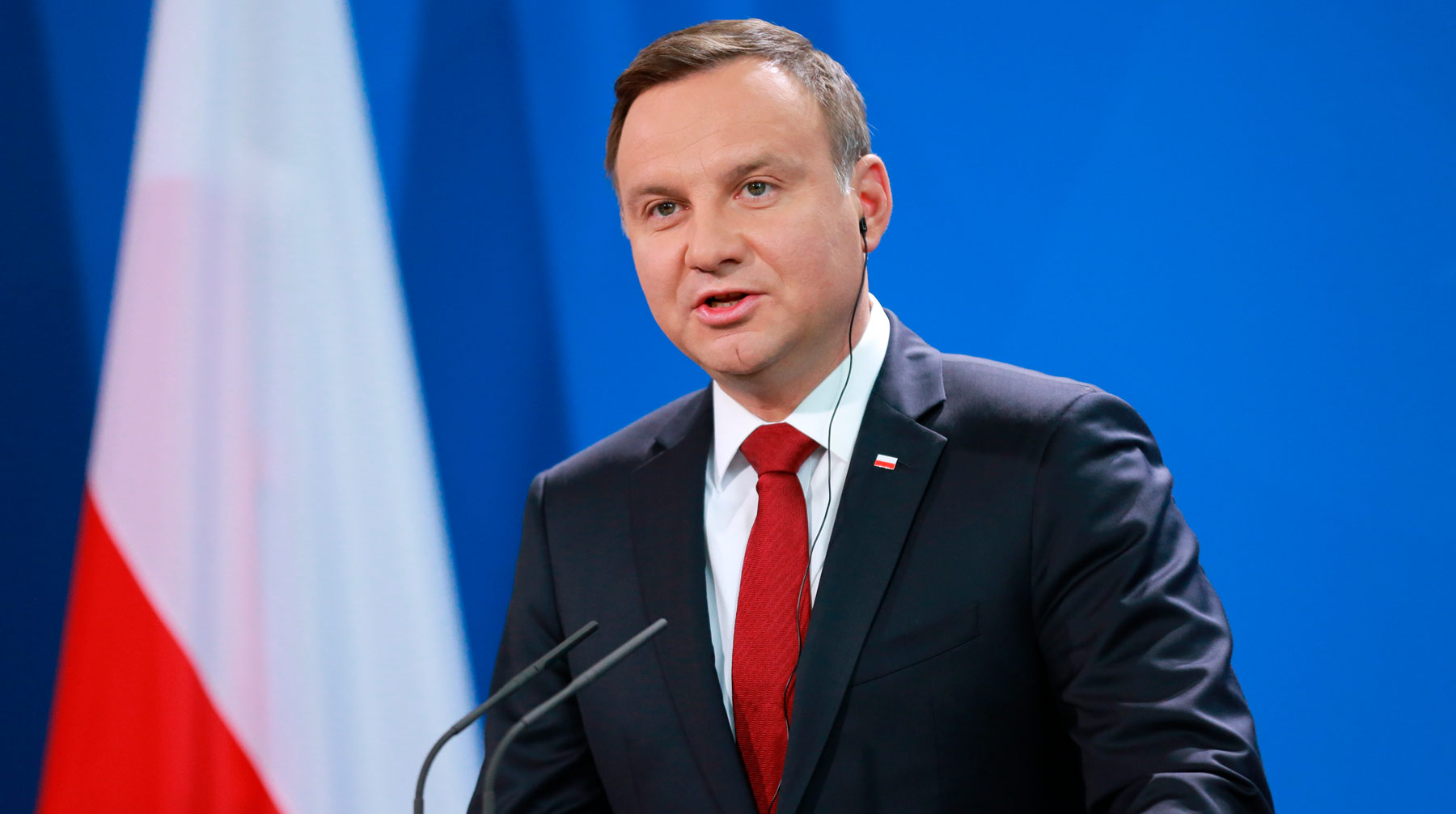 Ответом на угрозу должно стать укрепление связей с Евросоюзом и НАТО Президент Польши Анджей Дуда