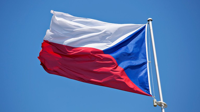 Россия высылает двух чешских дипломатов — Daily Storm