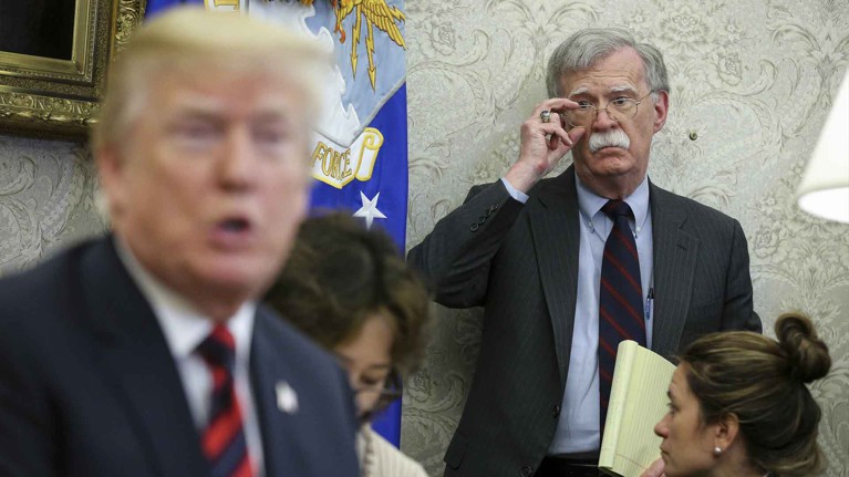 Президент США заявил, что содержащаяся в мемуарах его бывшего советника информация нарушает закон Фото: © GLOBAL LOOK press / Oliver Contreras