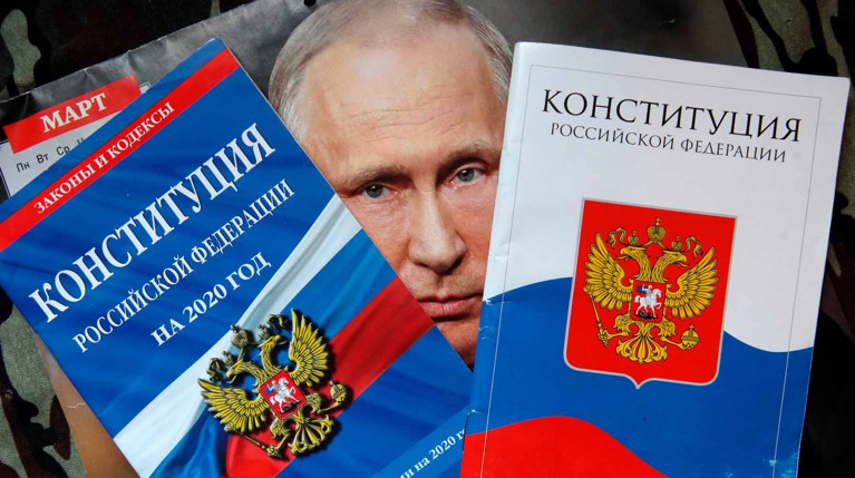 Глава ЦИК РФ Элла Памфилова заявила, что видеонаблюдение за общероссийским плебисцитом планируется организовать в 70 регионах Фото: © Global Look Press /  Zamir Usmanov