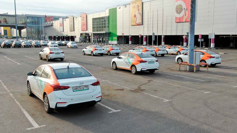 Государство хочет помочь отечественному автопрому Фото: © АГН Москва / Денис Воронин