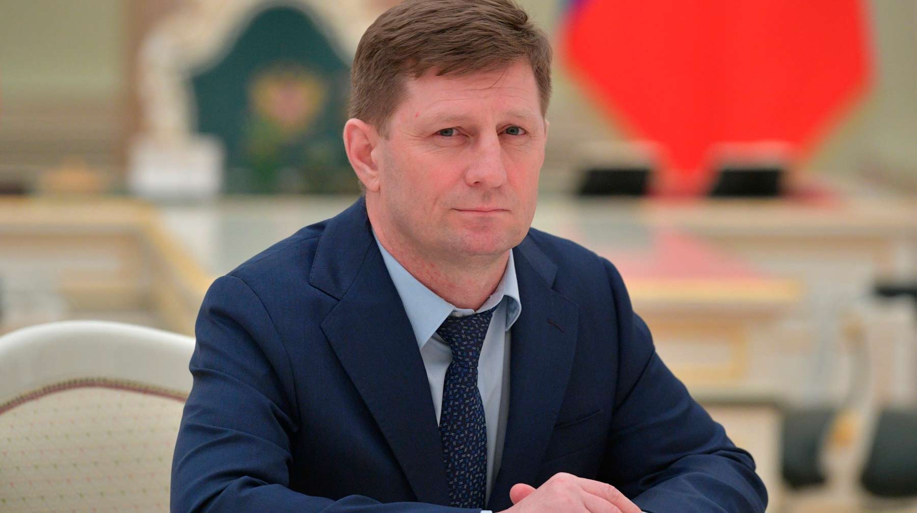 Ранее в СКР заявили, что задержанного губернатора Хабаровского края проверят на причастность к другим особо тяжким преступлениям Сергей Фургал