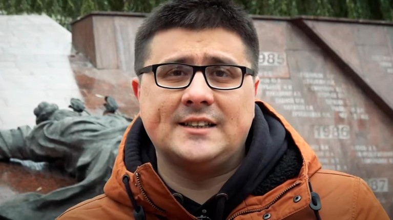 Шеф-редактор «МБХ медиа» после обвинений в сексуальных домогательствах решил уволиться — Daily Storm