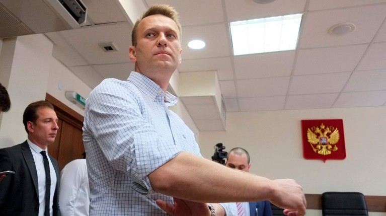 Терапевт Навального рассказал о планах перевезти политика в клинику в Европе — Daily Storm