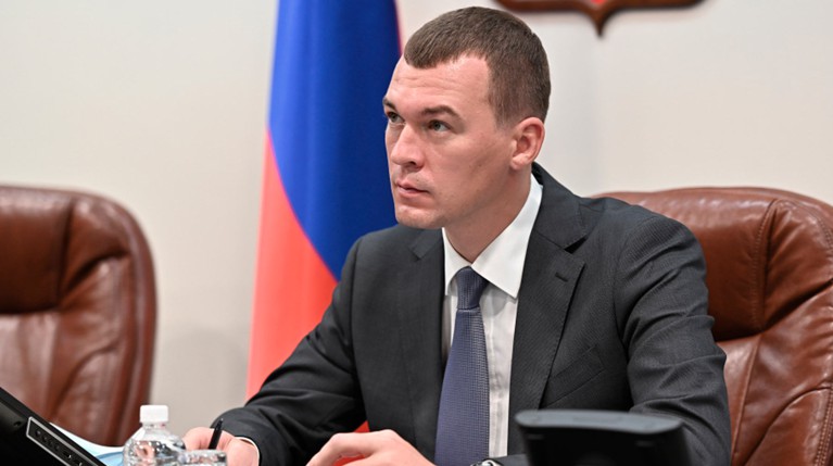 Исполняющий обязанности главы региона сообщил, что всех накоплений его семьи не хватило на покупку жилья Фото: © администрация Хабаровского края