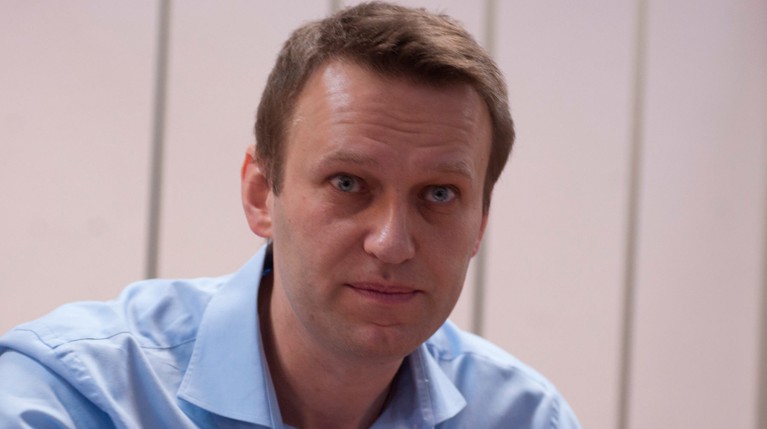 «Все еще почти ничего не умею»: Навальный выложил первое фото после выхода из комы — Daily Storm