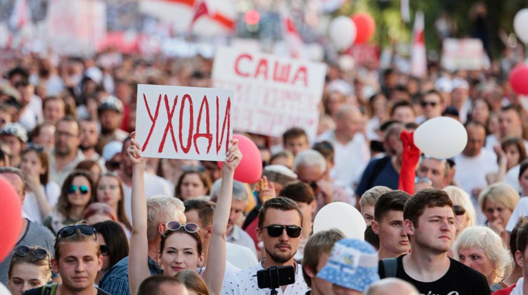 Оппозиция Белоруссии хочет получить от ЕС четыре миллиарда долларов в случае ухода Лукашенко — Daily Storm