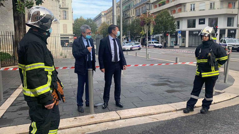 Террорист убил трех человек у собора в Ницце — Daily Storm