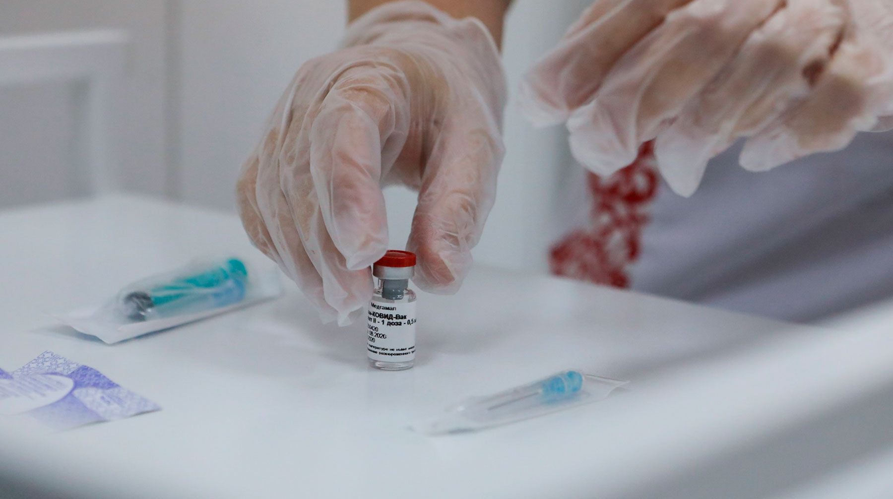 Россия открыта для работы с другими странами по препаратам против коронавируса, подчеркнул президент Фото: © АГН Москва / Софья Сандурская