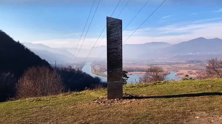Точно такой же недавно нашли в американской пустыне