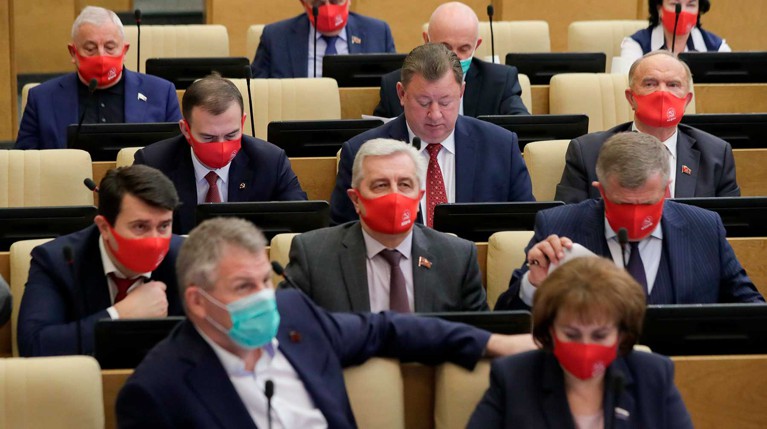 В Кремле рассказали, как будет проходить вакцинация чиновников от COVID-19 — Daily Storm