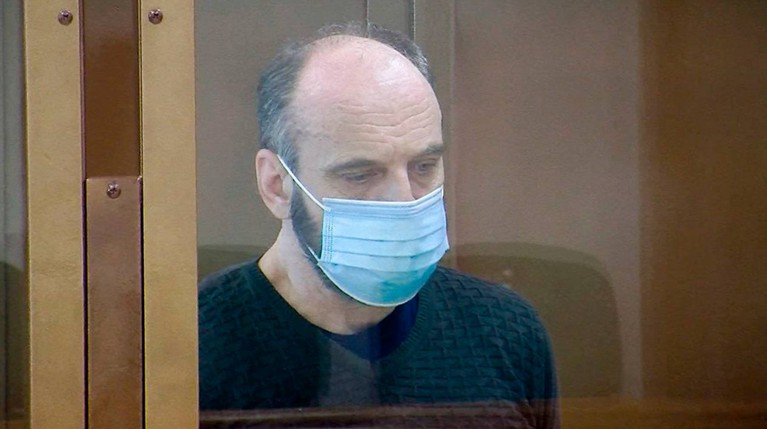 Суд приговорил к 12 годам колонии экс-футболиста с Украины по делу о шпионаже — Daily Storm