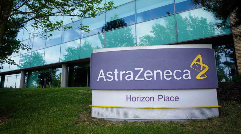 AstraZeneca протестирует комбинацию своей вакцины со «Спутником V» — Daily Storm