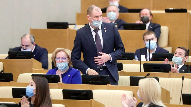 Пять депутатов Госдумы повторно заболели COVID-19 — Daily Storm
