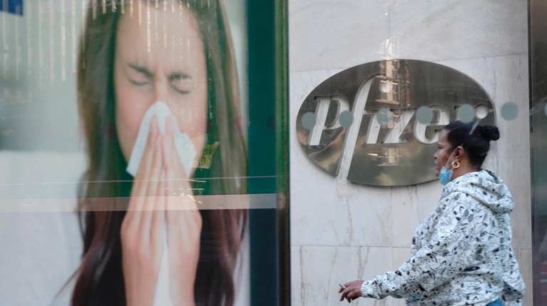 Росздравнадзор: Вакцину Pfizer запрещено использовать в России до регистрации — Daily Storm
