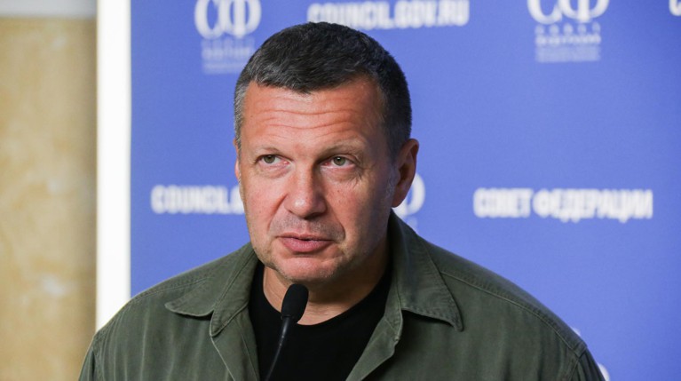 Соловьев в Крещение призвал Навального и его соратников покаяться — Daily Storm