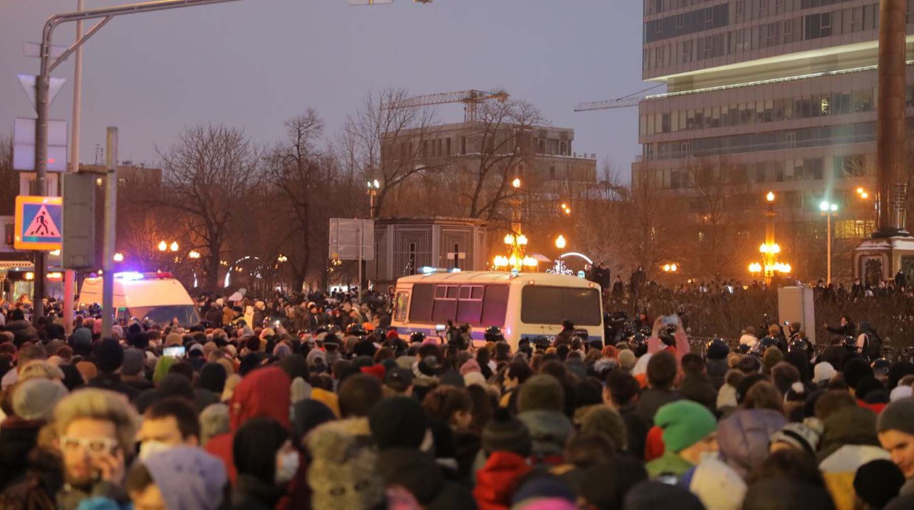 Dailystorm - В Москве и Владивостоке завели уголовные дела из-за перекрытия улиц на акциях