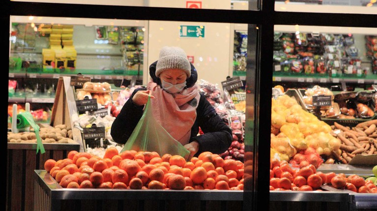 Песков заверил, что правительство контролирует ситуацию с ценами на продукты — Daily Storm