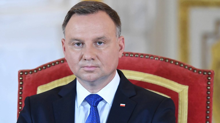 Президент Польши назвал Россию «ненормальной страной» — Daily Storm