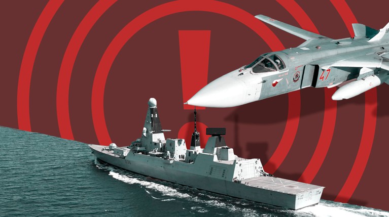 Минобороны опубликовало видео атаки Су-24 на британский эсминец — Daily Storm