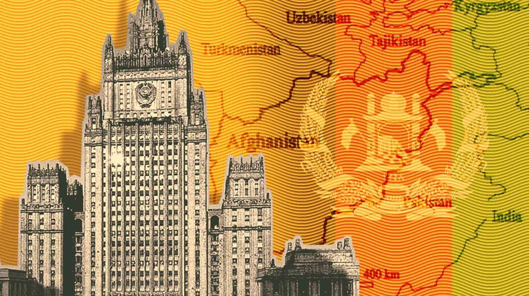 Мужчина жаловался, что жена и трое детей не могут приехать к нему в Россию уже два года из-за просроченных документов супруги Коллаж: Daily Storm