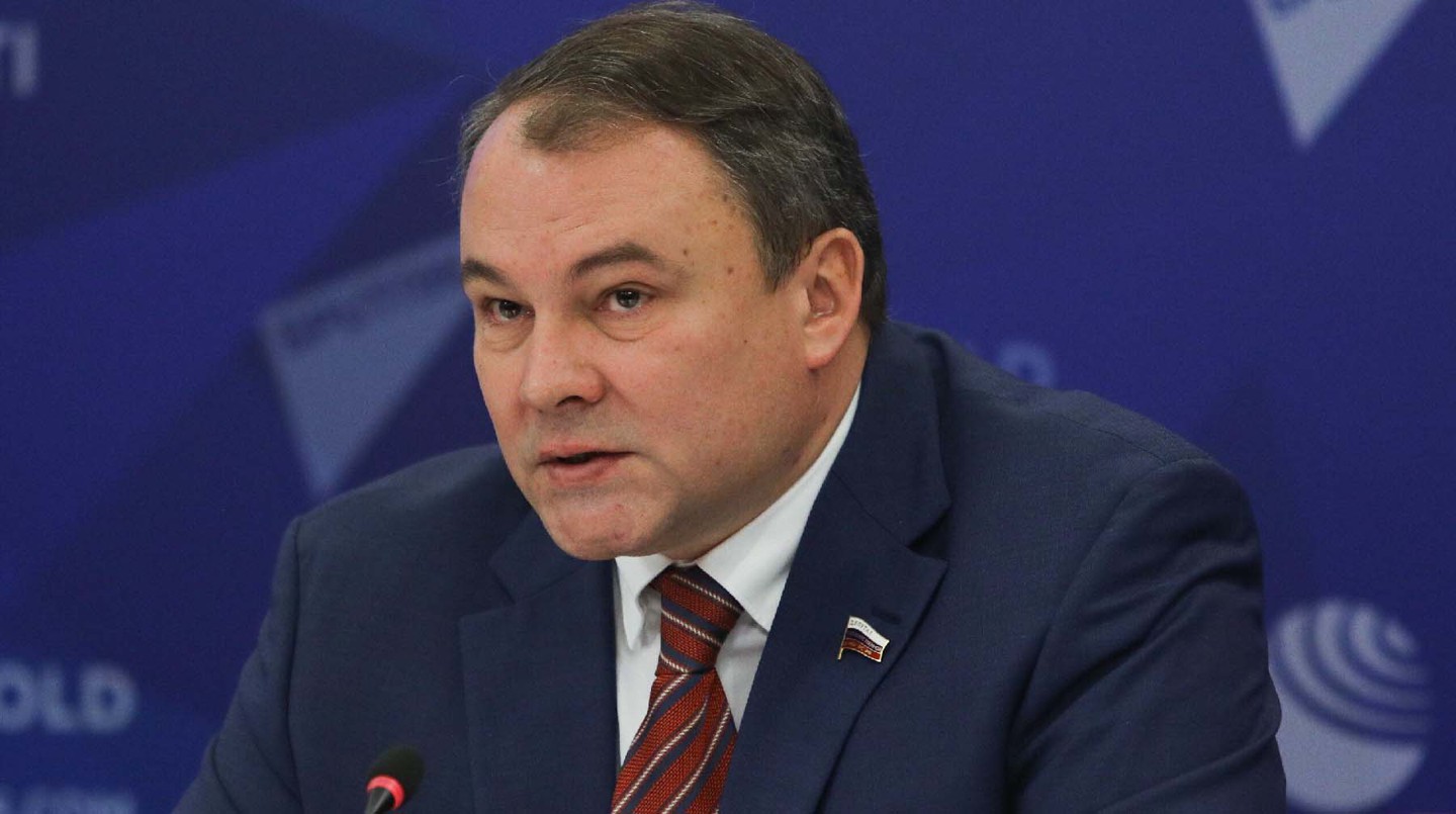 Петр Толстой