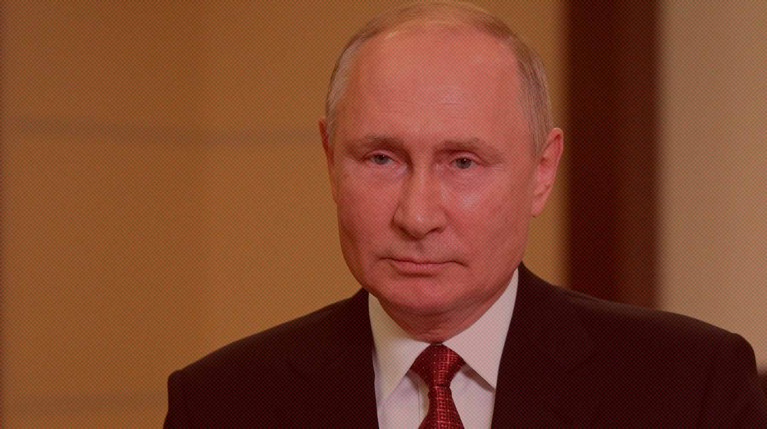 Путин наградил полицейских, спасших студентов в Перми — Daily Storm