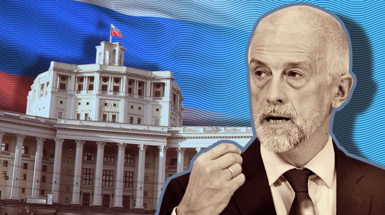 Оказавшись в свободном плавании, продюсер ищет единомышленников среди военных Коллаж: Daily Storm