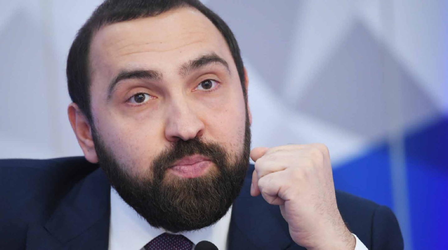 Султан Хамзаев