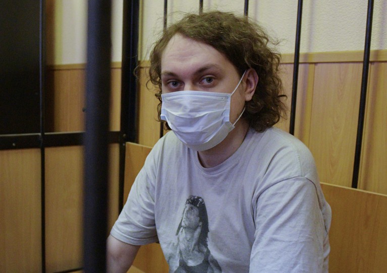 «Следствие удосужилось»: девушка Хованского предположила, из-за чего блогера могут отпустить из СИЗО — Daily Storm