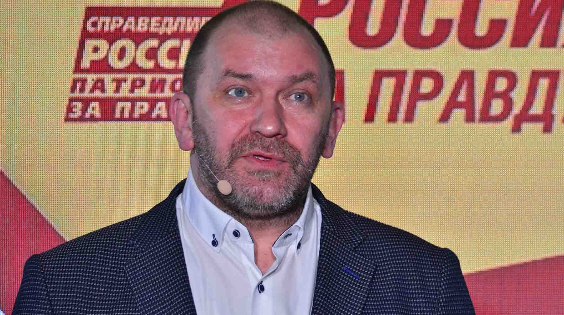 Александр Казаков