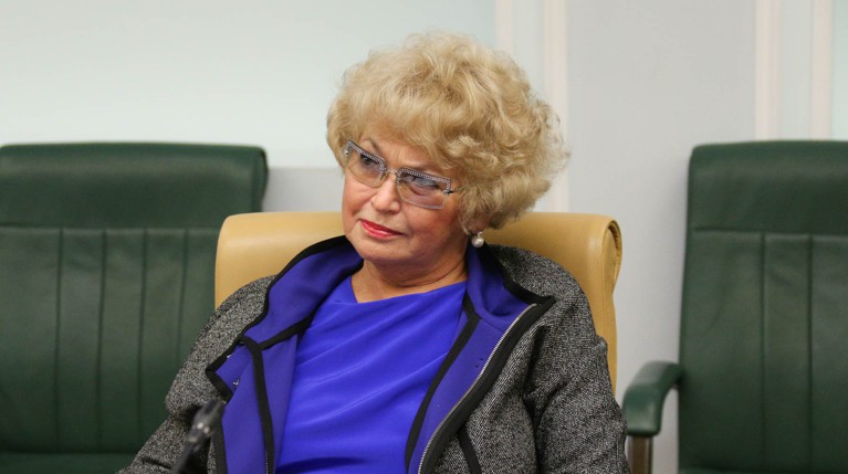 Нарусова объяснила, что не голосовала в Совфеде за ратификацию договоров с ЛНР и ДНР из-за проблем со здоровьем — Daily Storm