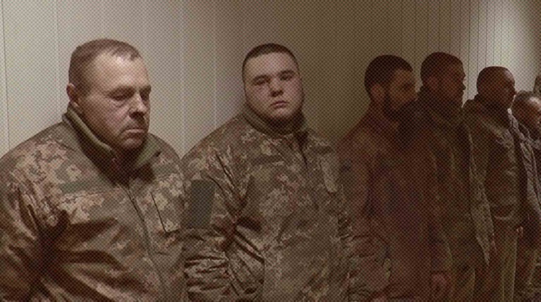 Народная милиция ДНР показала кадры со сдавшимися украинскими военными — Daily Storm