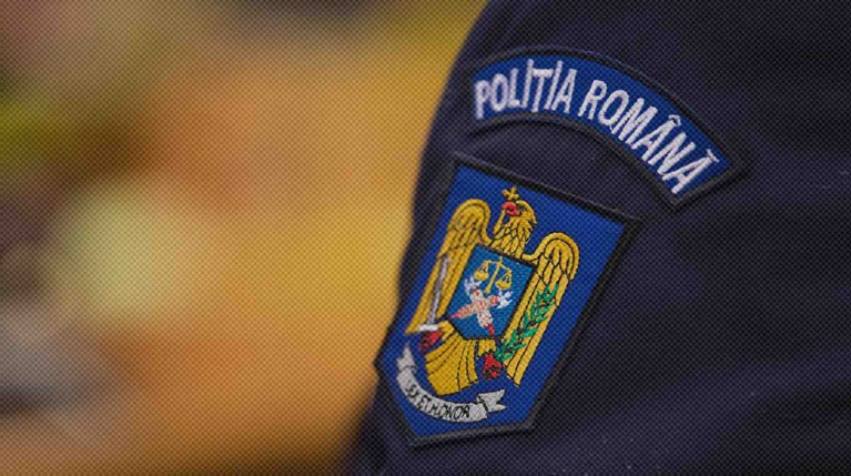 Машина врезалась в ворота посольства России в Румынии и загорелась, водитель погиб — Daily Storm