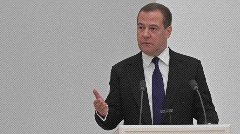 Медведев сравнил санкции Запада с инквизицией — Daily Storm