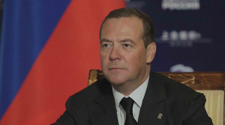 Медведев допустил, что украинских националистов четвертуют на Красной площади — Daily Storm