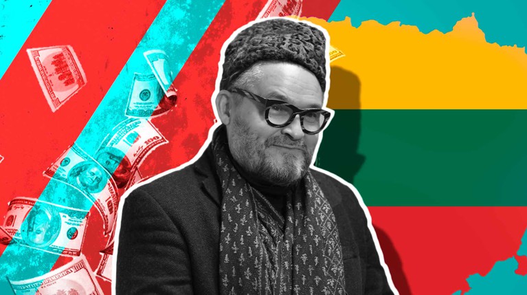 Кроме того, ему снова досталось место ведущего программы на федеральном ТВ Коллаж: Daily Storm