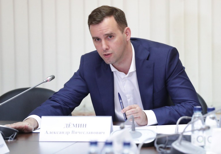 Ключевым в ситуации с задержанием экс-мэра является предоставление информации по следствию, заявил Александр Демин