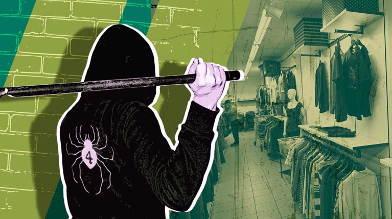 Несмотря на драки в торговых центрах, убирать популярную продукцию с прилавков они не планируют Коллаж: Daily Storm