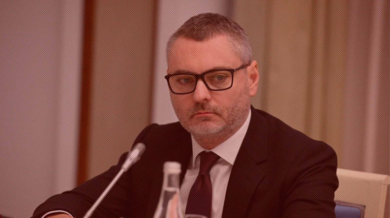 Управление по вопросам госслужбы и кадров объединили с управлением по вопросам противодействия коррупции Травников Максим Александрович