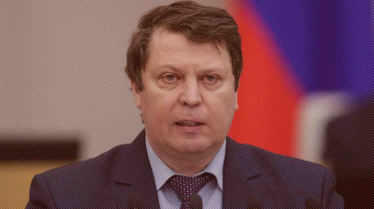 Инициатива также предусматривает выдворение человека из страны