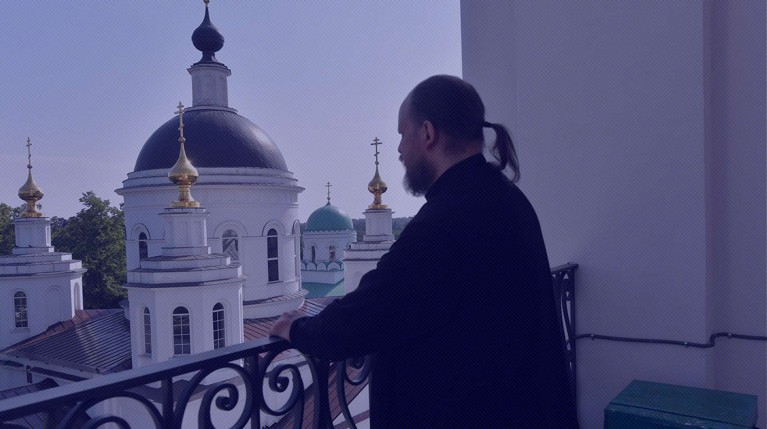 Православный блогер обрушился с филиппикой на глав институтов, которые, по его мнению, мешают студентам общаться с духовенством Фото: Global Look Press / Комсомольская правда