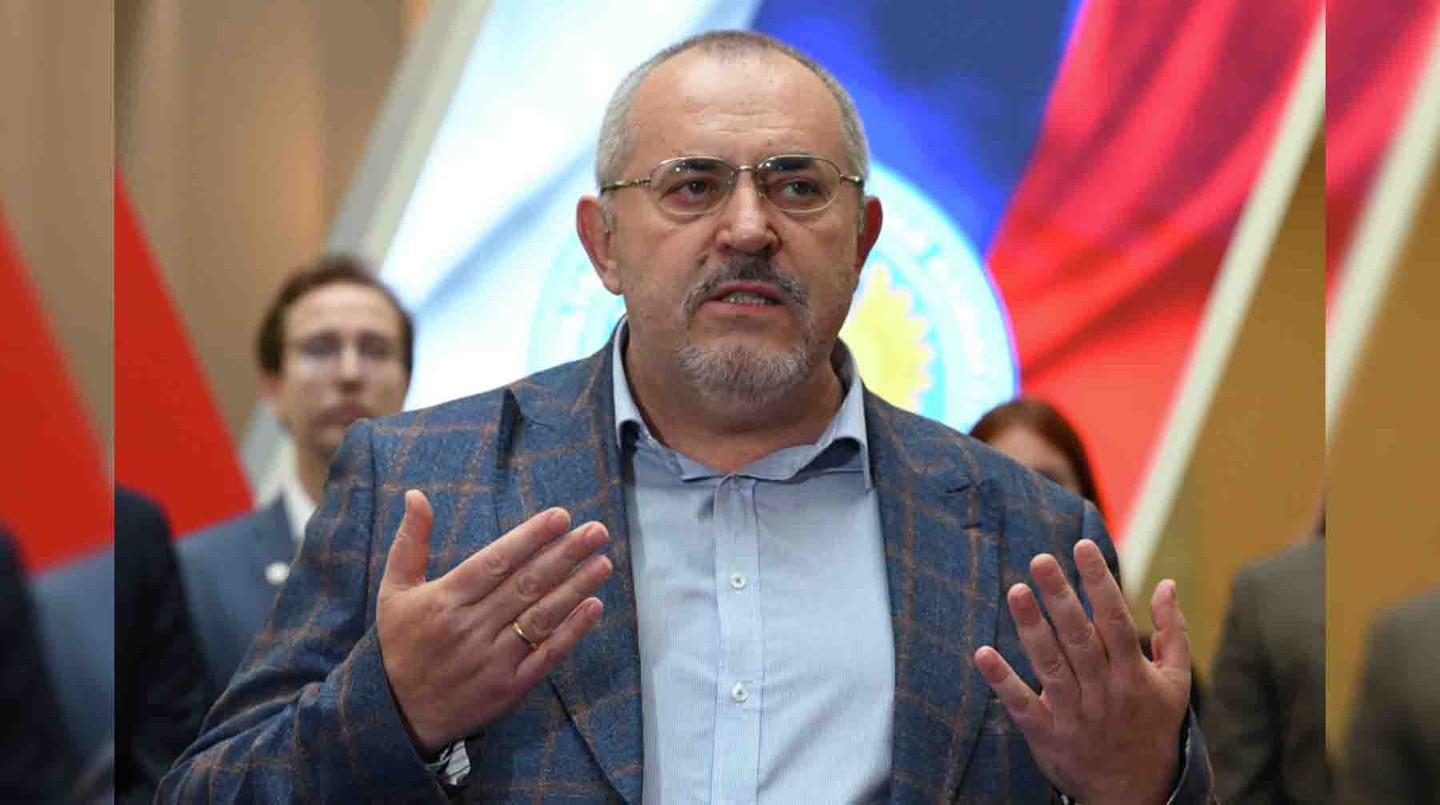 Борис Надеждин