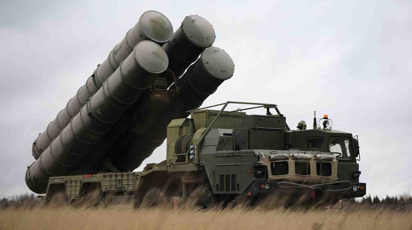 Пусковая установка ЗРК С-400