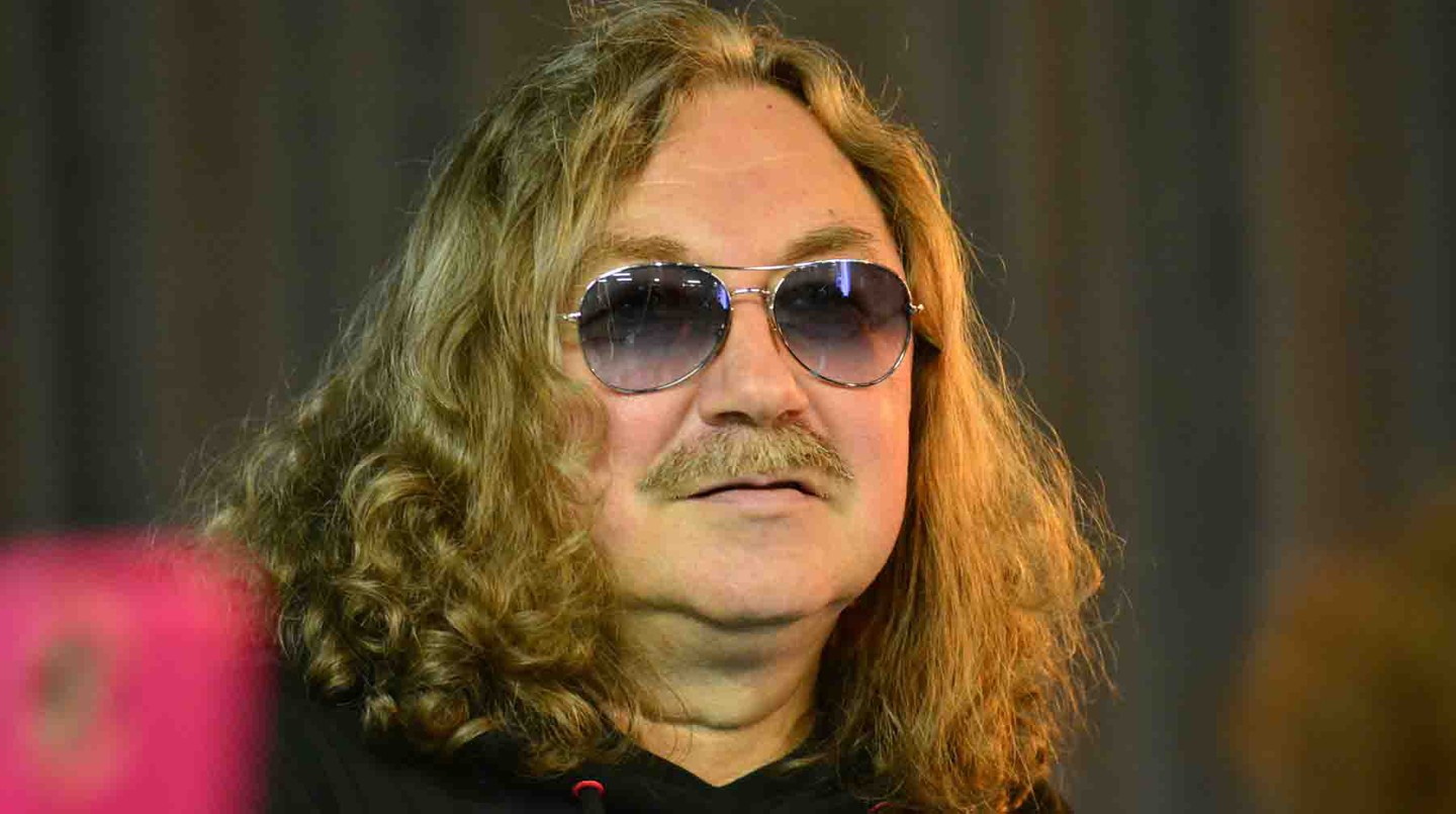 Игорь Николаев